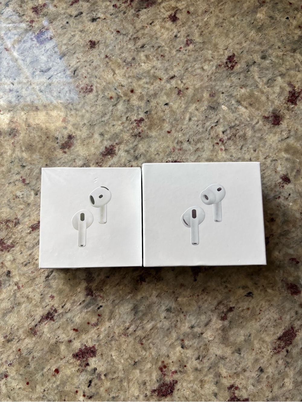 Apple White Wireless Earbuds with Charging Cases (Pair of Boxes)